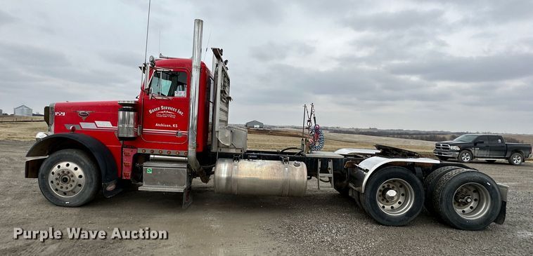image for item DR6087 1993 Peterbilt 379  semi truck