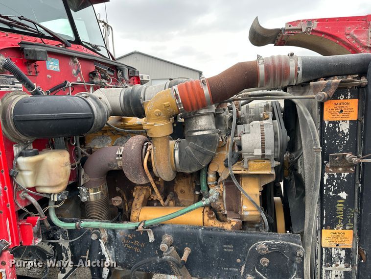 image for item DR6087 1993 Peterbilt 379  semi truck