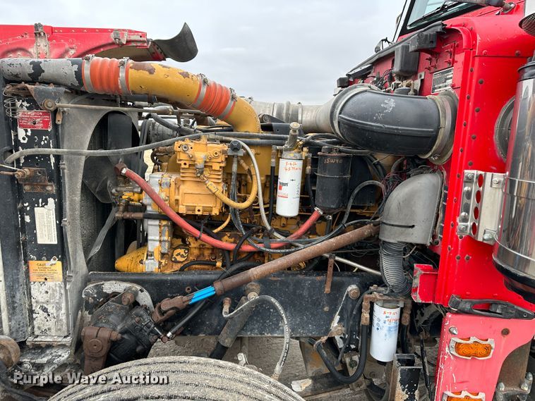 image for item DR6087 1993 Peterbilt 379  semi truck