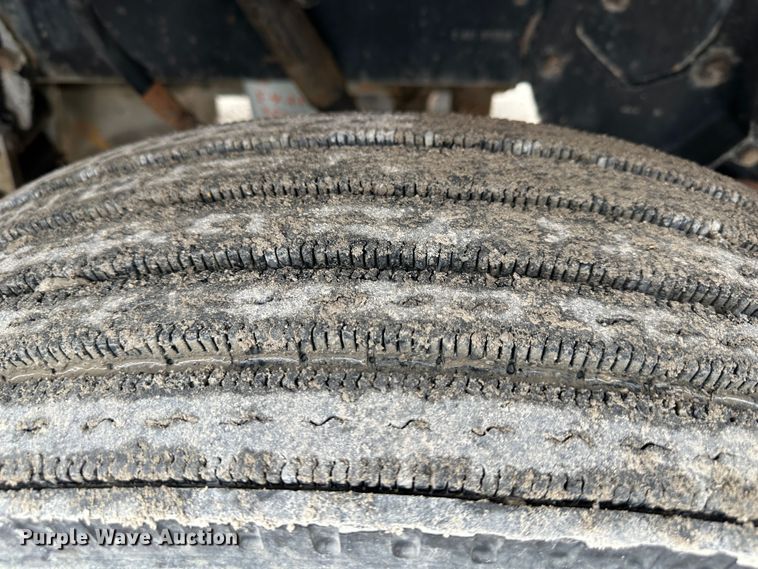 image for item DR6087 1993 Peterbilt 379  semi truck