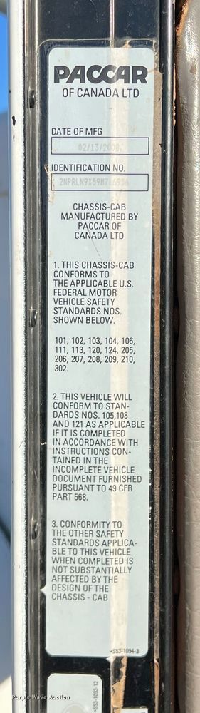 image for item DS2782 2009 Peterbilt 340  fuel / lube truck