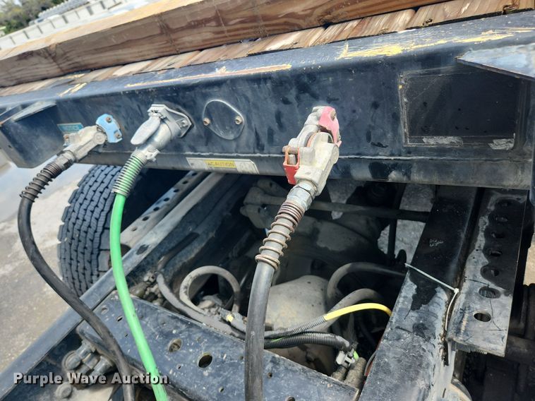 image for item EA9442 2015 International ProStar  semi truck