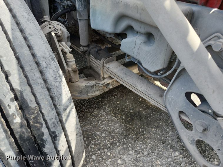 image for item EA9442 2015 International ProStar  semi truck