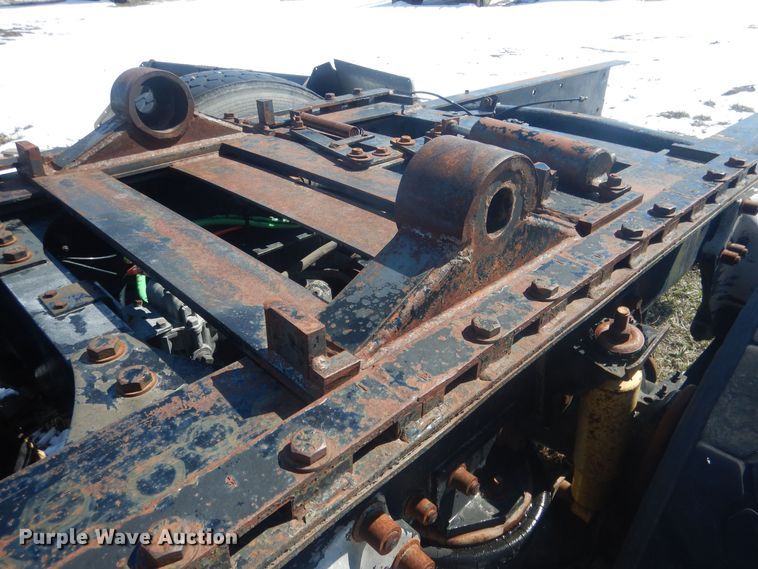 image for item HU9468 Freightliner  truck chassis