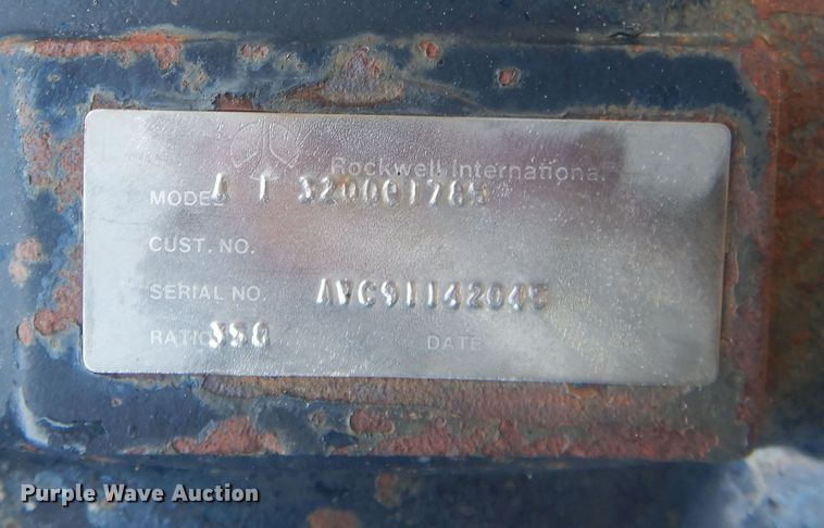 image for item HU9468 Freightliner  truck chassis