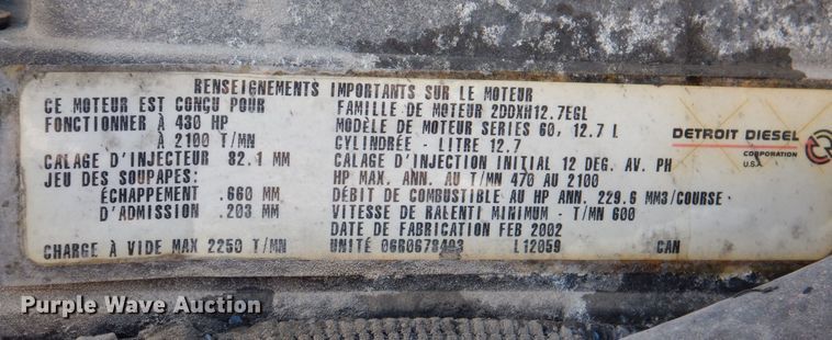 image for item IO9466 2003 Freightliner Century Class CST120  truck cab and chassis