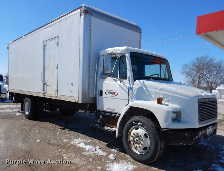 image for item IO9469 1999 Freightliner FL70  box truck