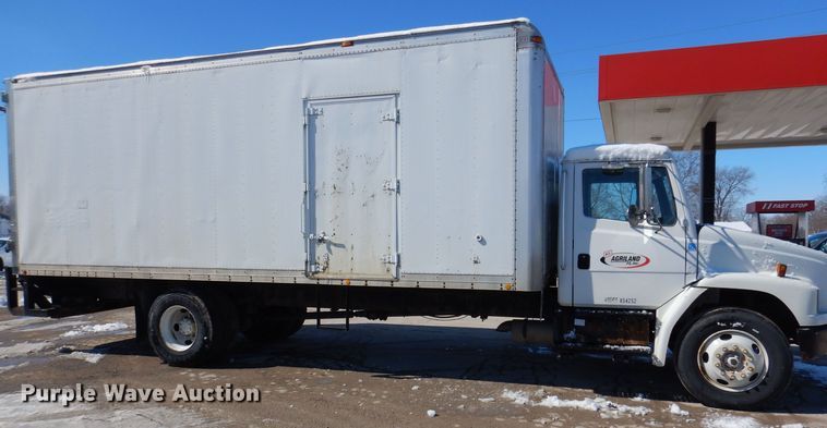 image for item IO9469 1999 Freightliner FL70  box truck