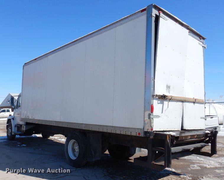 image for item IO9469 1999 Freightliner FL70  box truck