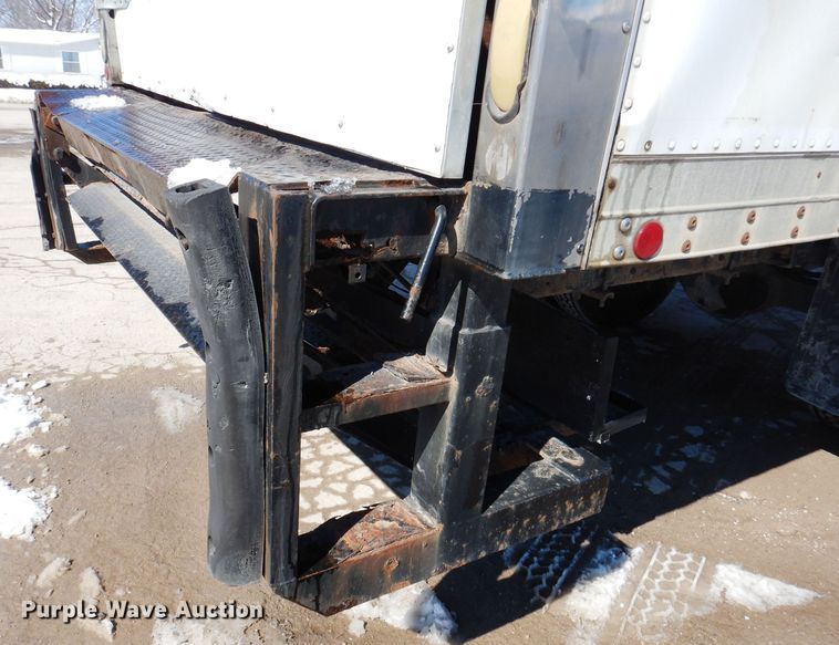 image for item IO9469 1999 Freightliner FL70  box truck