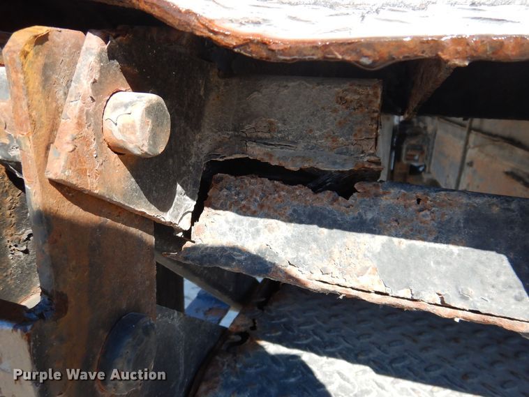 image for item IO9469 1999 Freightliner FL70  box truck