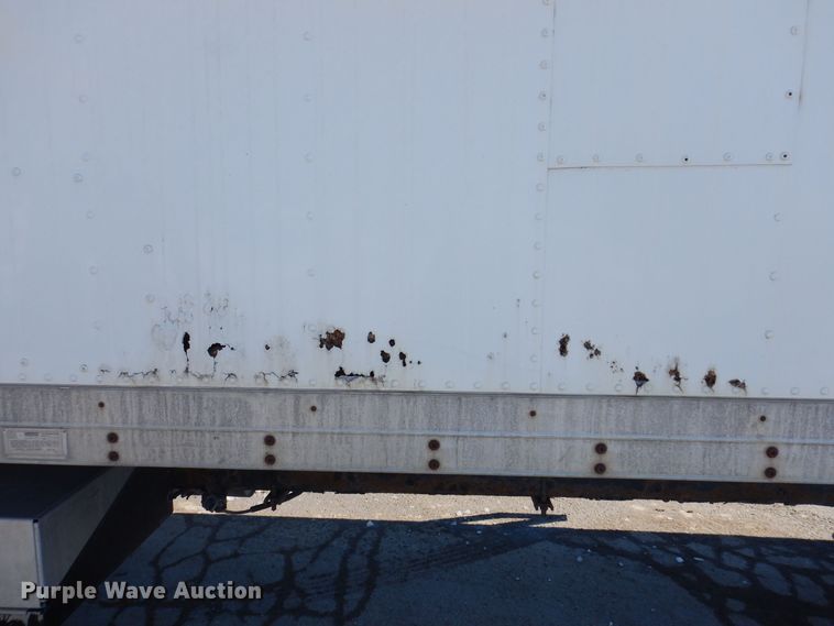 image for item IO9469 1999 Freightliner FL70  box truck