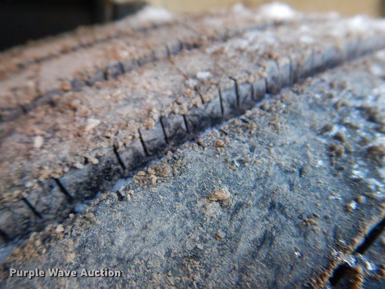 image for item IO9469 1999 Freightliner FL70  box truck