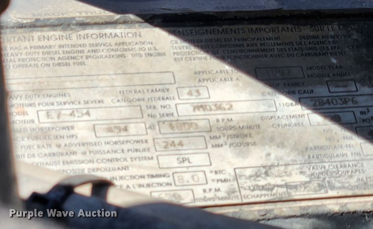 image for item JB9453 1998 Mack CH613  semi truck