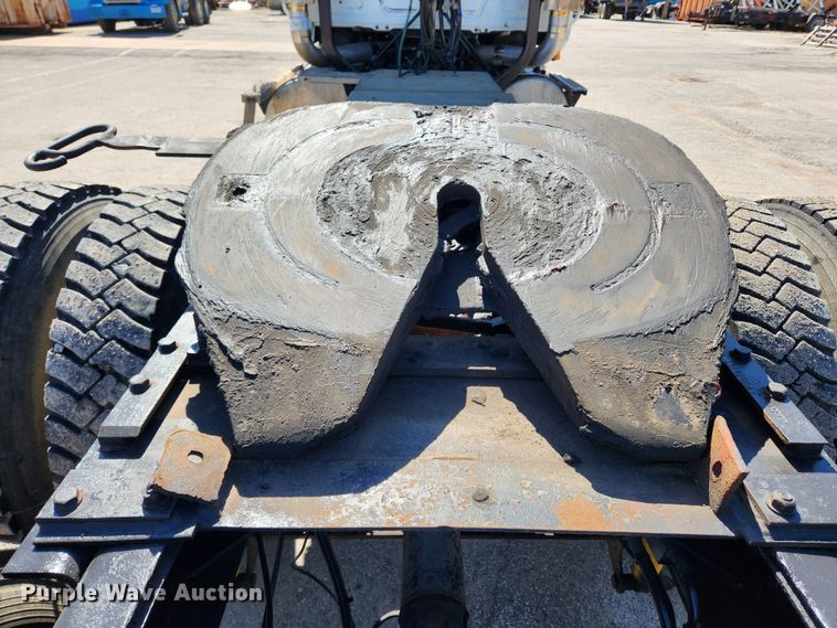 image for item JB9453 1998 Mack CH613  semi truck