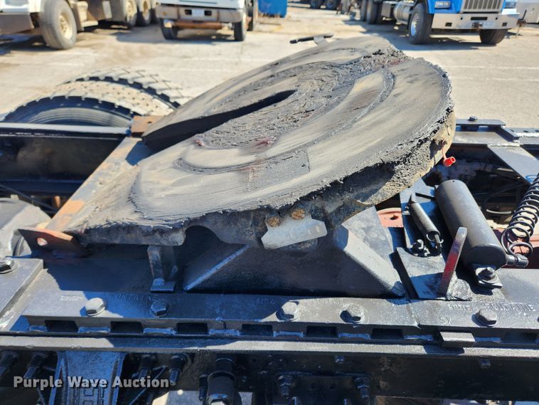 image for item JB9453 1998 Mack CH613  semi truck