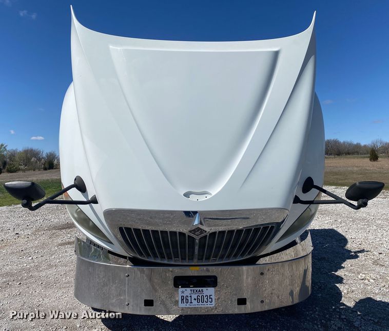 image for item KB9533 2012 International ProStar Plus 122  semi truck