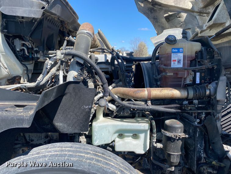 image for item KB9533 2012 International ProStar Plus 122  semi truck