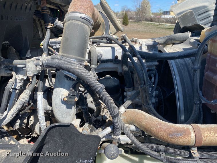 image for item KB9533 2012 International ProStar Plus 122  semi truck