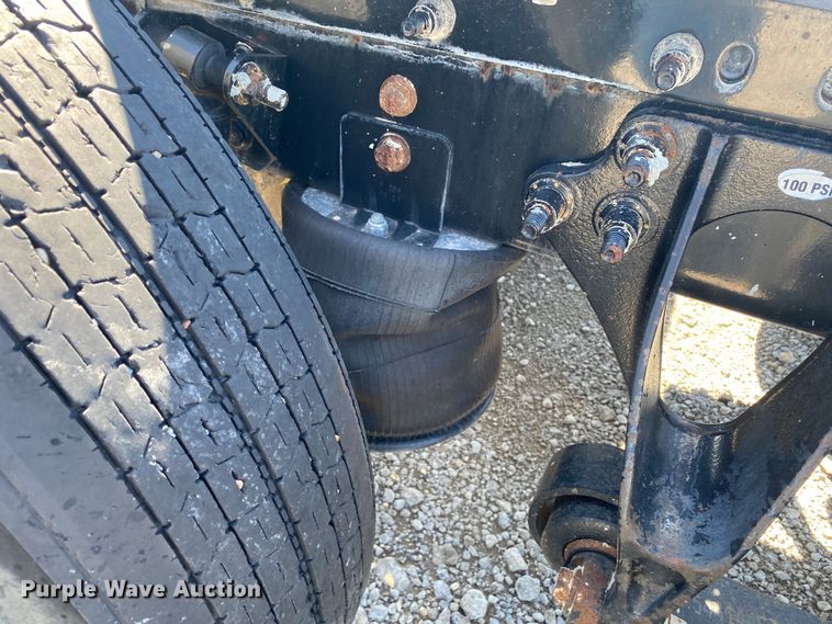 image for item KB9533 2012 International ProStar Plus 122  semi truck