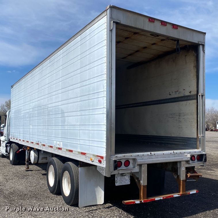 image for item KB9559 1998 Great Dane  refrigerated van trailer