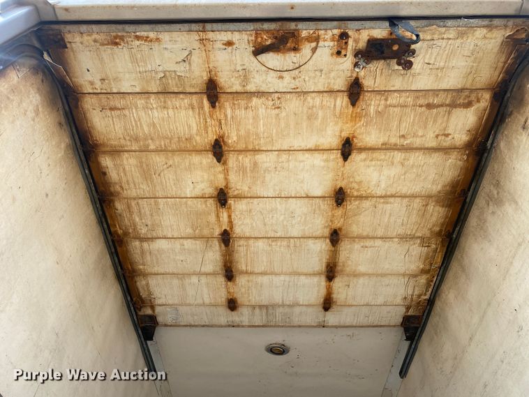 image for item KB9559 1998 Great Dane  refrigerated van trailer