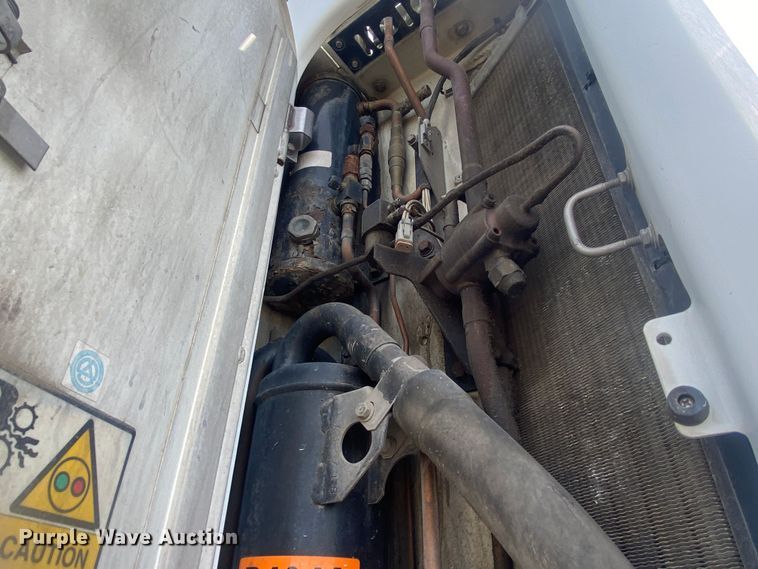 image for item KB9559 1998 Great Dane  refrigerated van trailer