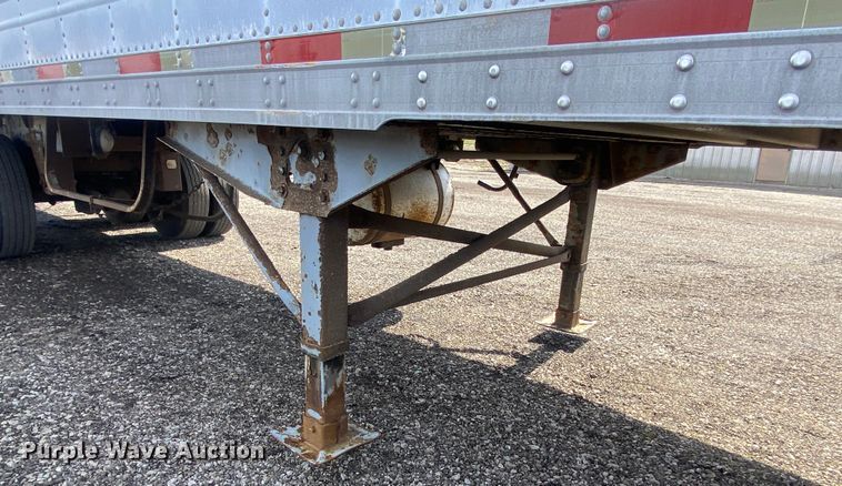 image for item KB9559 1998 Great Dane  refrigerated van trailer