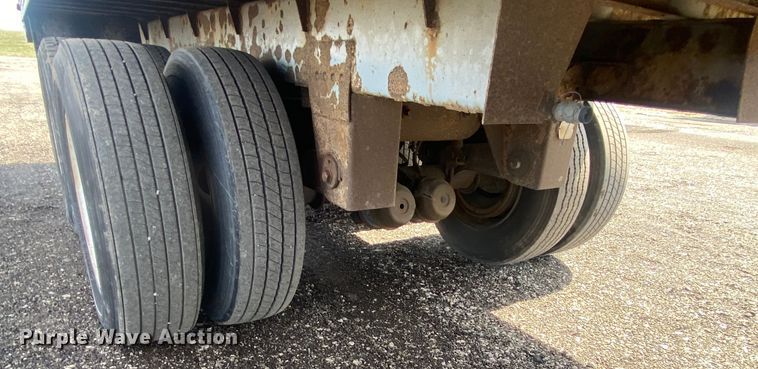 image for item KB9559 1998 Great Dane  refrigerated van trailer