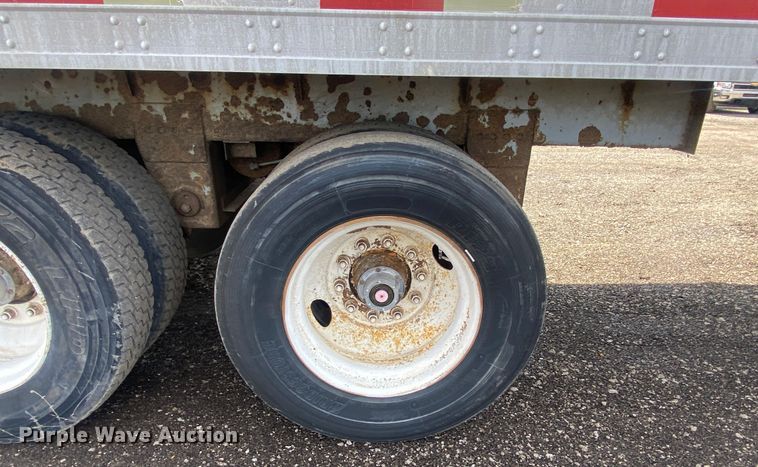 image for item KB9559 1998 Great Dane  refrigerated van trailer