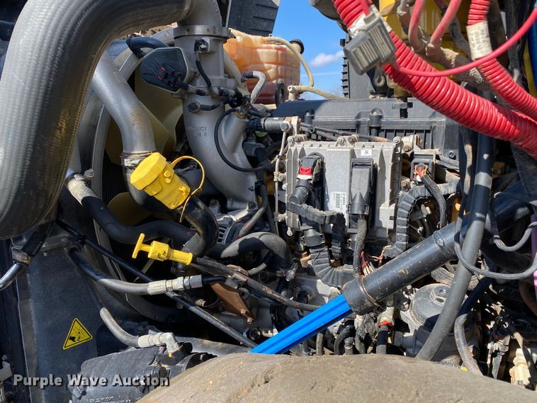 image for item KB9573 2016 Caterpillar CT660  semi truck