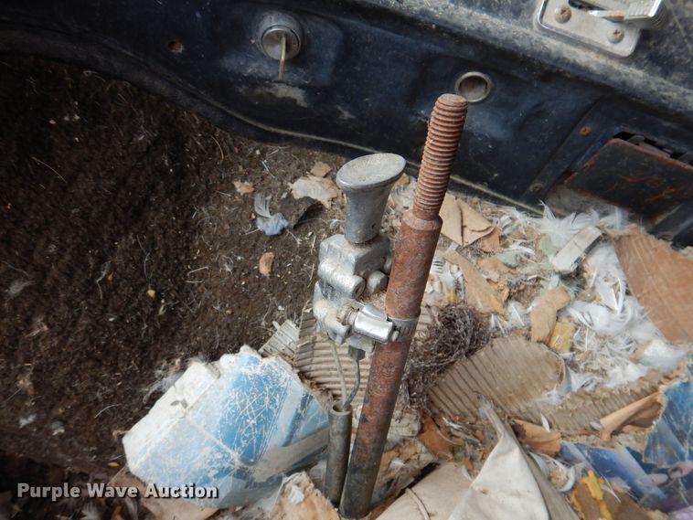 image for item KN9822 1976 GMC Astro  semi truck