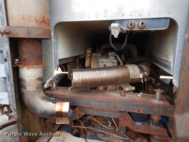 image for item KN9822 1976 GMC Astro  semi truck