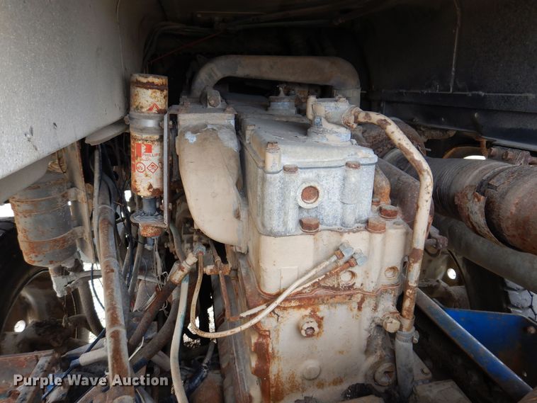 image for item KN9822 1976 GMC Astro  semi truck