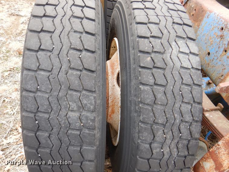 image for item KN9822 1976 GMC Astro  semi truck