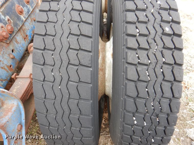 image for item KN9822 1976 GMC Astro  semi truck