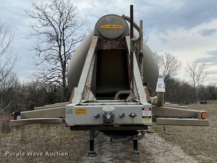 image for item KR9515 2001 Heil  pneumatic dry bulk trailer