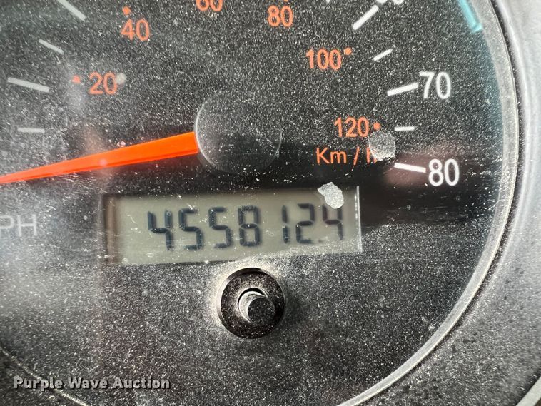 image for item KR9518 2002 Kenworth W900  semi truck