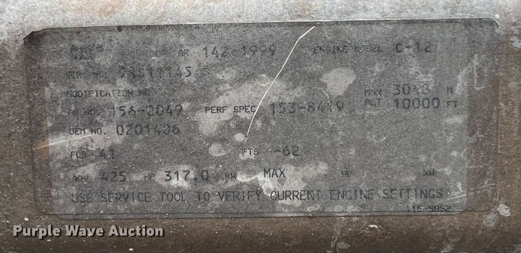 image for item KR9518 2002 Kenworth W900  semi truck