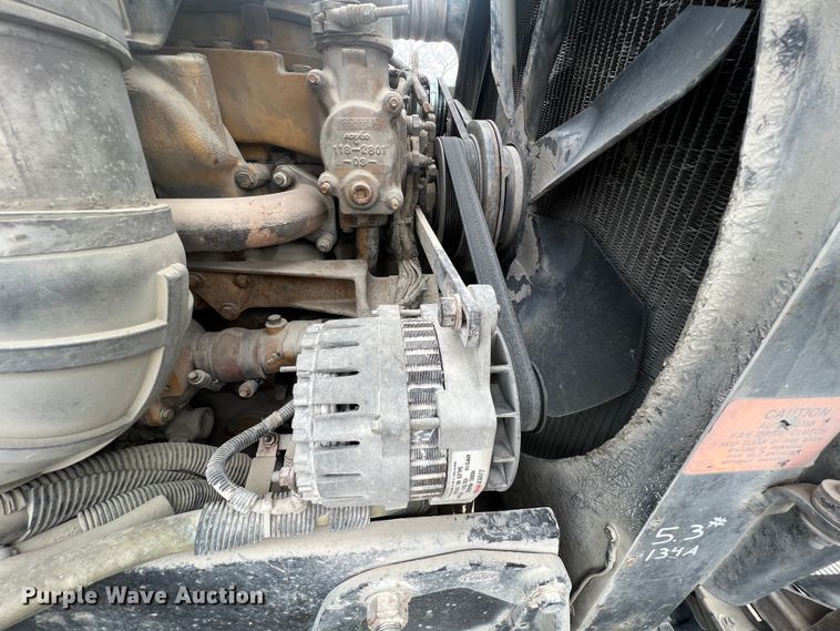 image for item KR9519 1997 Peterbilt 385  semi truck