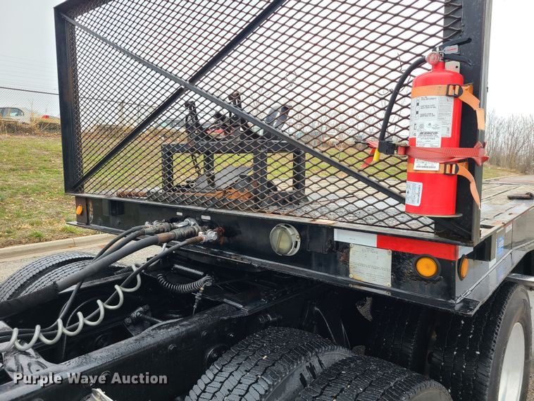 image for item LH9964 2000 Trail-Eze DHT7048  lowboy equipment trailer