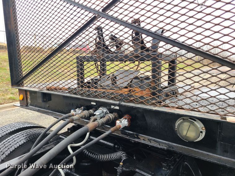 image for item LH9964 2000 Trail-Eze DHT7048  lowboy equipment trailer