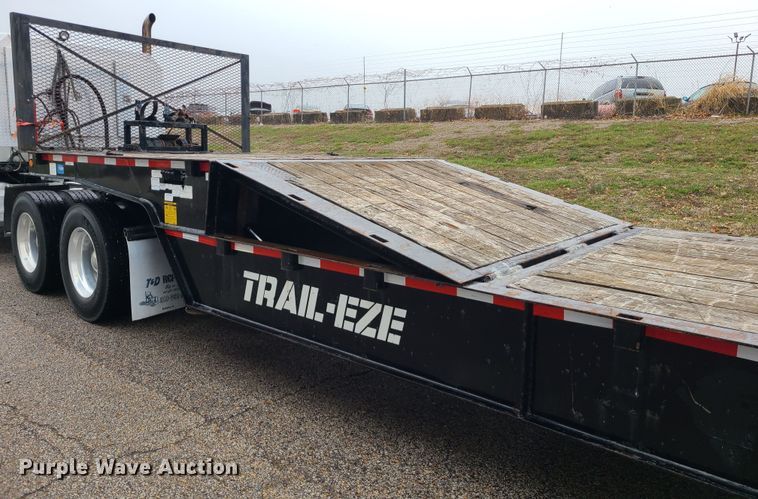 image for item LH9964 2000 Trail-Eze DHT7048  lowboy equipment trailer