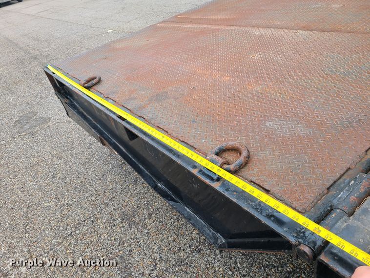 image for item LH9964 2000 Trail-Eze DHT7048  lowboy equipment trailer