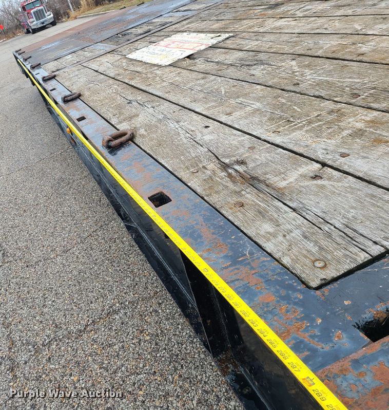 image for item LH9964 2000 Trail-Eze DHT7048  lowboy equipment trailer