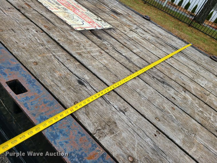 image for item LH9964 2000 Trail-Eze DHT7048  lowboy equipment trailer