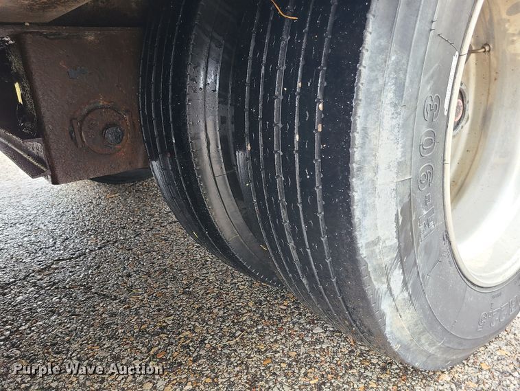 image for item LH9964 2000 Trail-Eze DHT7048  lowboy equipment trailer