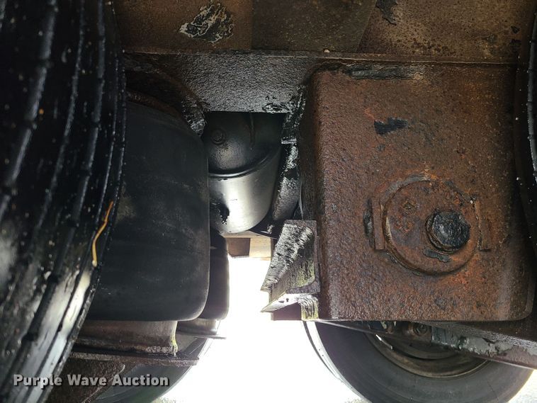 image for item LH9964 2000 Trail-Eze DHT7048  lowboy equipment trailer