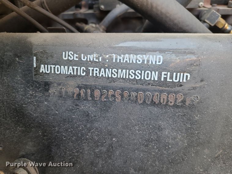 image for item LI9011 2006 Mack CT Granite  truck cab and chassis