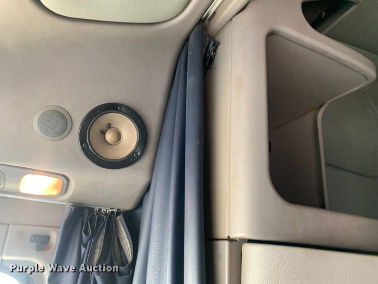 image for item LI9115 2007 Peterbilt 387  semi truck